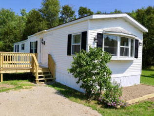 Lot 10 gallery | Affordable Manufactured Homes of Maine